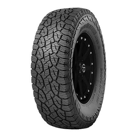 Kumho Road Venture AT52